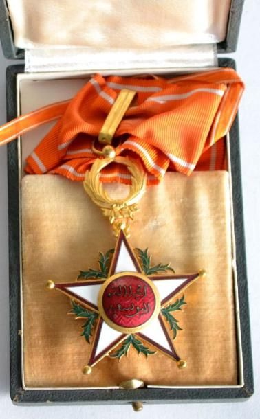 Maroc. Ordre du Ouissam El Alaouite. Plaque...