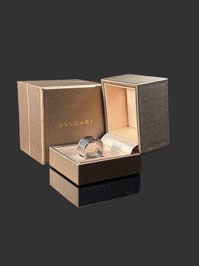 BULGARI. Bague 