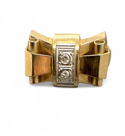 TANK RING in 750 mils yellow gold set with...