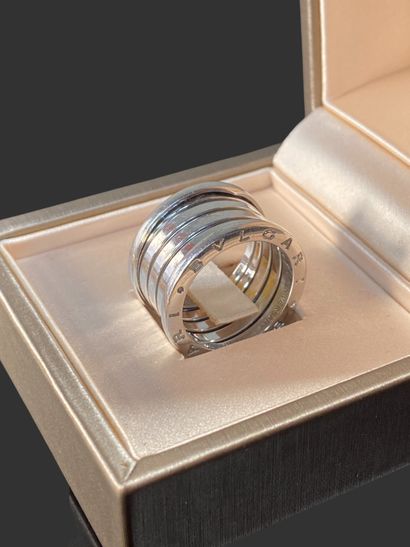 BULGARI. Bague 