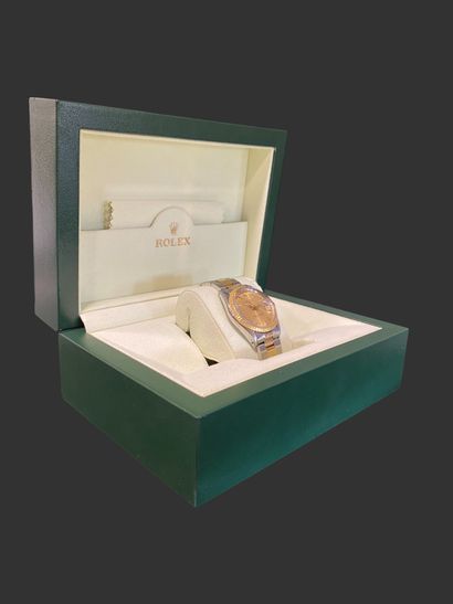 ROLEX Oyster perpetual date. MONTRE d'homme...