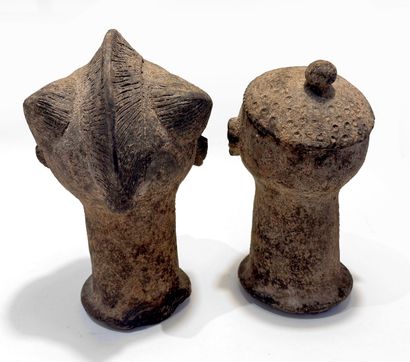 AFRIQUE de l'OUEST. Deux TETES d'homme et...