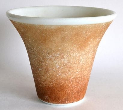 DAUM, Nancy. VASE à large col en verre à...
