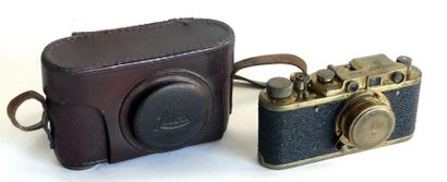 COPIE RUSSE d'un APPAREIL de photo LEICA,...