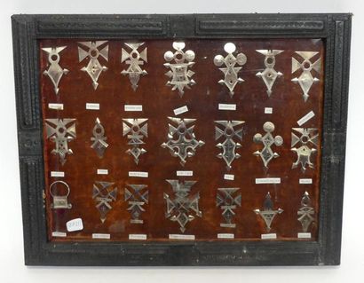 Collection de motifs en métal d'Afrique.