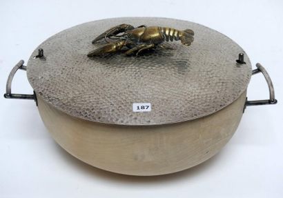 JAMES WILLIAM BENSON. Plat à écrevisses en...