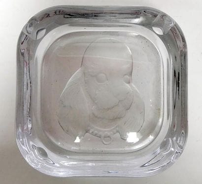 Sèvres. Cendrier en cristal à décor d'une...