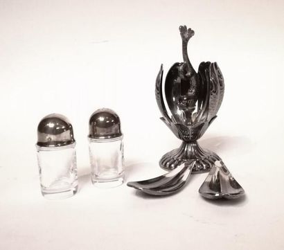 CHRISTOFLE. Paire de SALERONS en verre et...