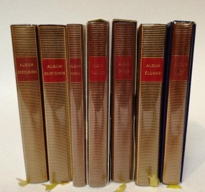 BIBLIOTHEQUE DE LA PLEIADE, 8 albums. DOSTOIEVSKI,...