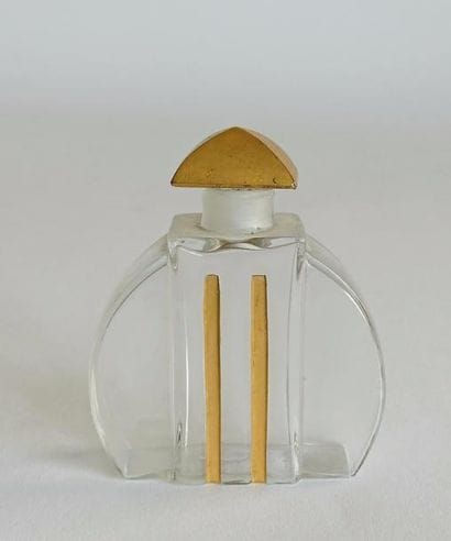 Travail Français pour Parfumeur non Identifié...