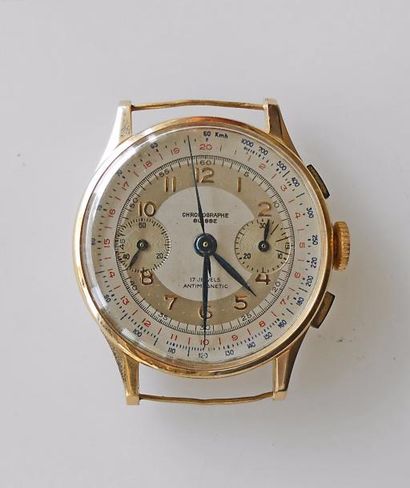 CHRONOGRAPHE Suisse en or jaune uni, mouvement...