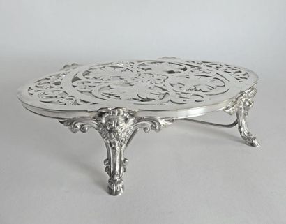 CAILHAR BAYARD. CHAUFFE PLAT en métal argent,...