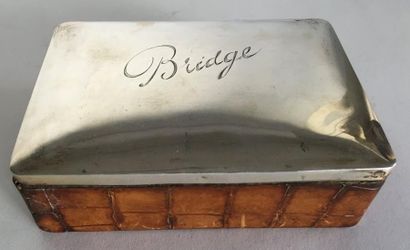 COFFRET en bois, crocodile et argent de forme...