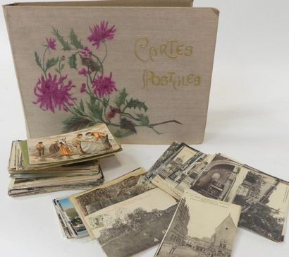 ALBUM de CARTES POSTALES diverses. On y joint...