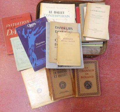 Lot de LIVRES sur le thème de la danse et...