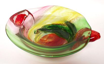 SABA Frères. COUPE en verre marmoréen mu...