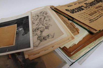 Deux CARTONS à DESSINS et leur contenu de...