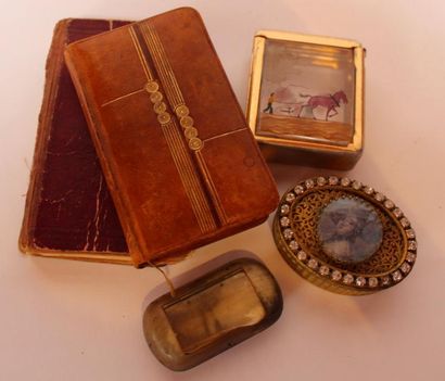 LOT Missels, tabatière corne, boîte strass...