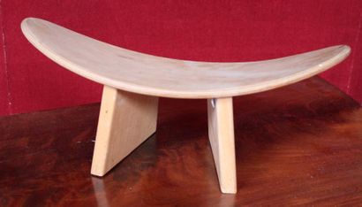 Alain GAUBERT (XX). Tabouret signé.