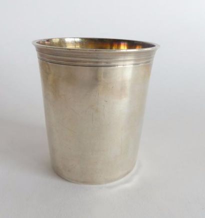 TIMBALE de COLLÉGIEN à fond plat en argent...