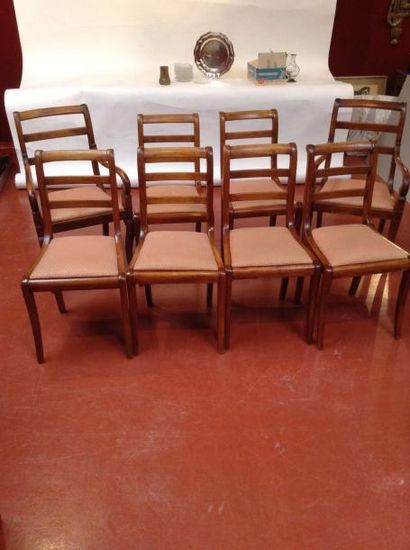 Ensemble de six chaises et deux fauteuils,...