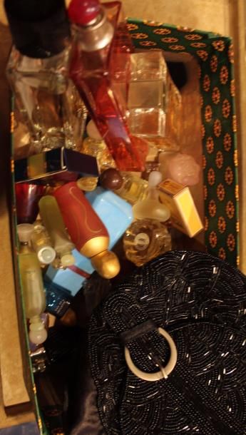 Echantillons parfums, flacons parfums et...