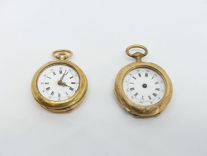 LOT DE DEUX MONTRES DE COL en or à décor...