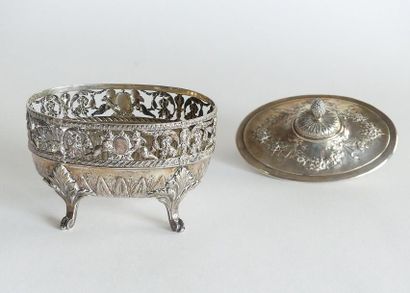 VIDE POCHE en argent la panse à large frise...
