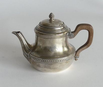 RISLER et CARRE. THEIERE égoïste en argent...