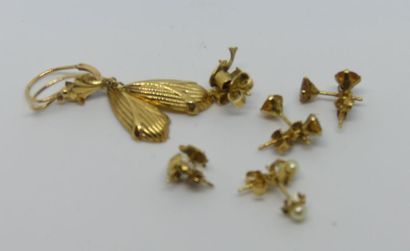 LOT de BOUCLES et PENDANTS d'oreilles en...