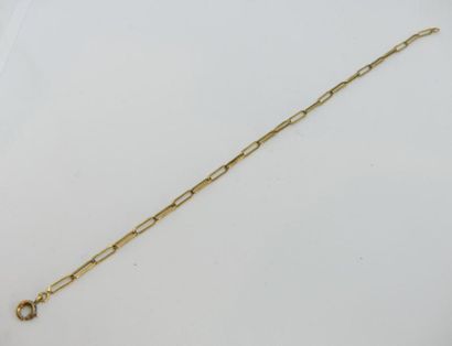 Fin BRACELET en or jaune maille cheval. Poids...