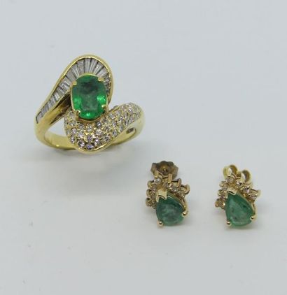 PARURE en or jaune, comprenant une BAGUE...