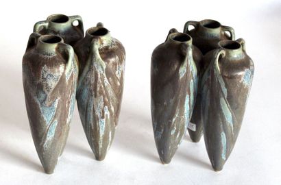 Paire de petits VASES en grès flammé vert...
