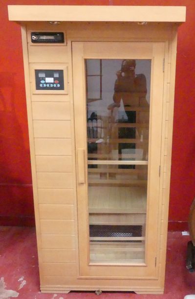 SAUNA Piscinex avec autoradio. 190x94x106...