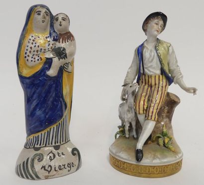 Vierge en faïence et sujet en porcelaine...