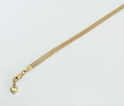 DEUX BRACELETS: BRACELET en or jaune maille...