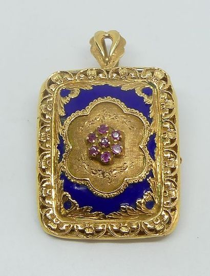 PENDENTIF pouvant former BROCHE en or jaune...