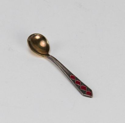 Small silver salt shaker 84 zolotniks, inside...