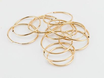 Set of six pairs of yellow gold creoles +...