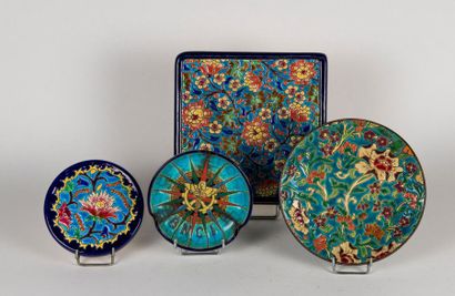 LONGWY. Enamel set with blue background comprising...
