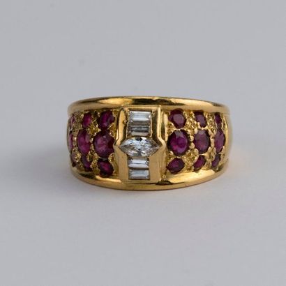 Modern 18-carat (750 thousandths) yellow...