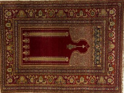 Cesare Turkish rug, year 50.
50's. Weft warp...