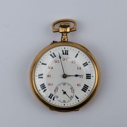 Pocket watch in chiselled yellow gold, second...