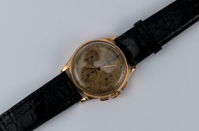 UNIVERSAL, Genève - Compax. Montre chronomètre...