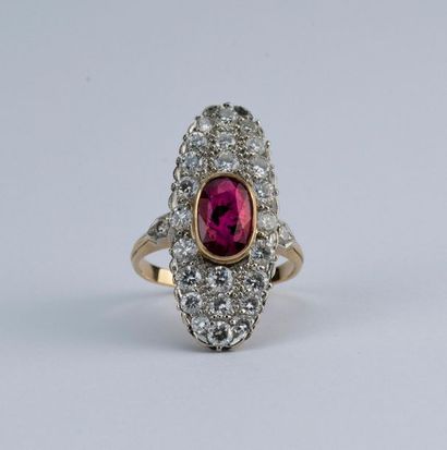 Marquise ring, the 18K yellow gold setting,...