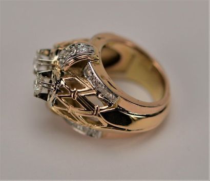 Importante bague jonc des années 1940-1950,...