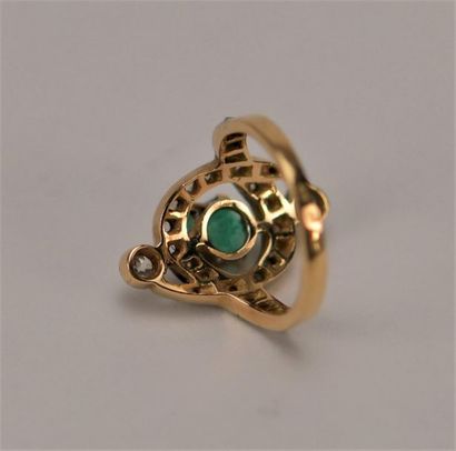 Bague émeraude monture en or jaune 18K (750...