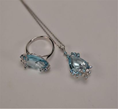 Parure bague et pendentif en or gris 585...