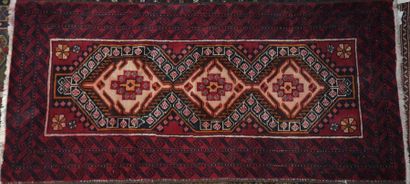 Tapis en fils de laine à décor de semis de...