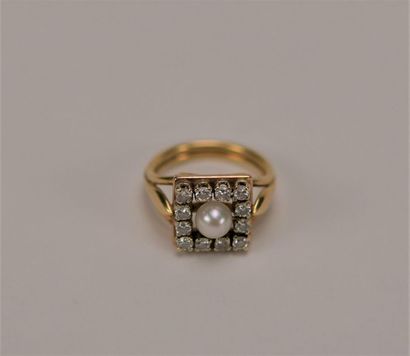 Bague en or jaune 18K (750 millièmes), ornée...